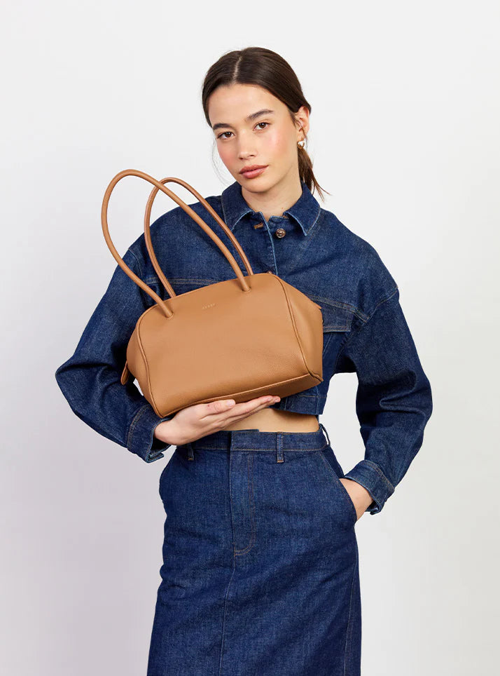 Isla Shoulder Bag - Toffee Luxe