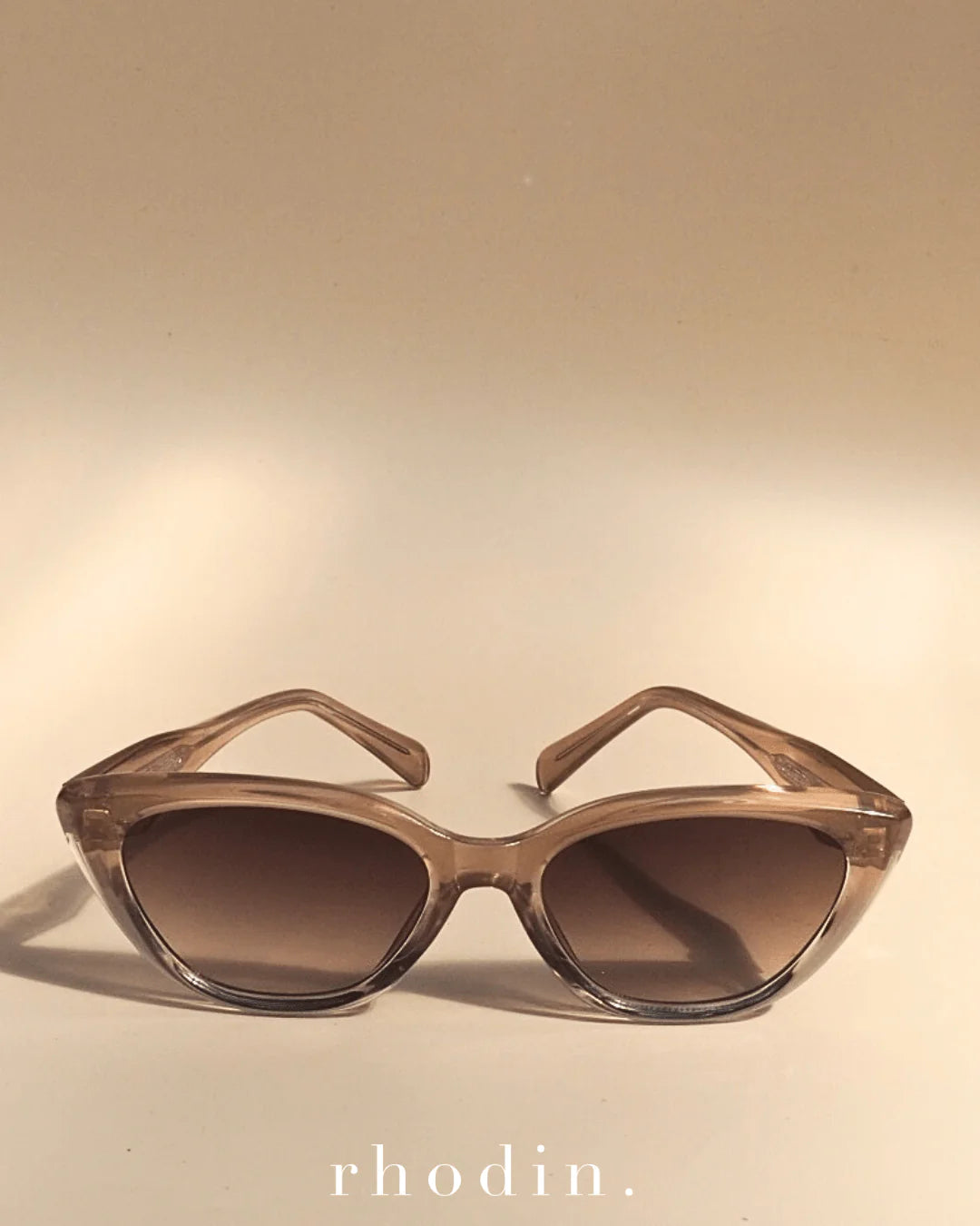 Champagne Cat Eye