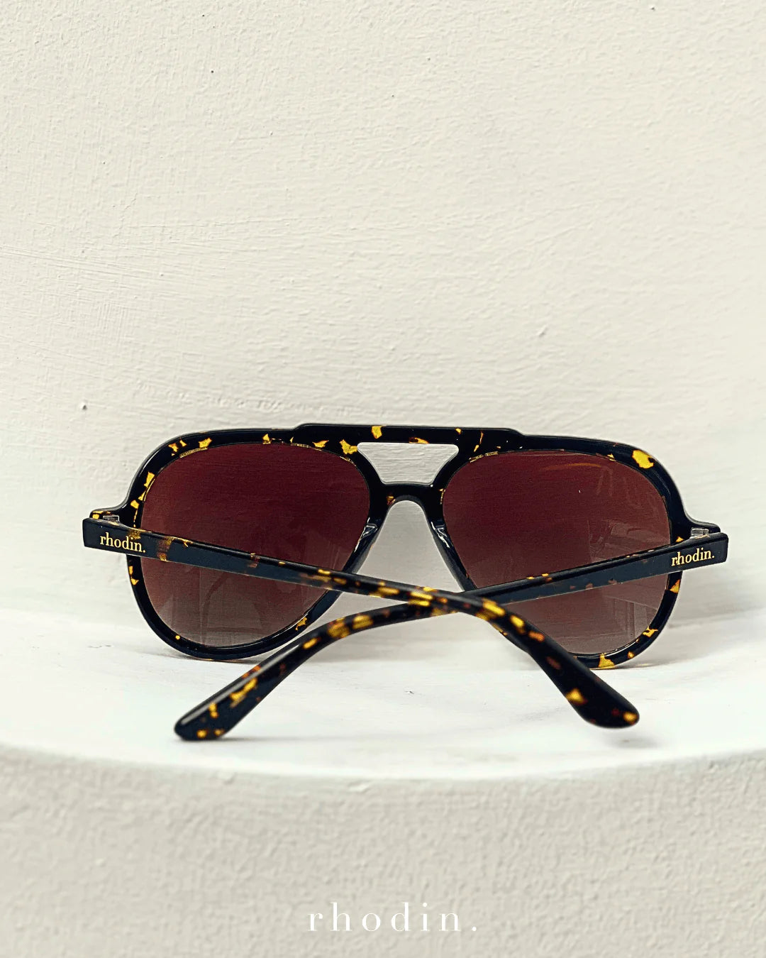 Dark Tort Aviators