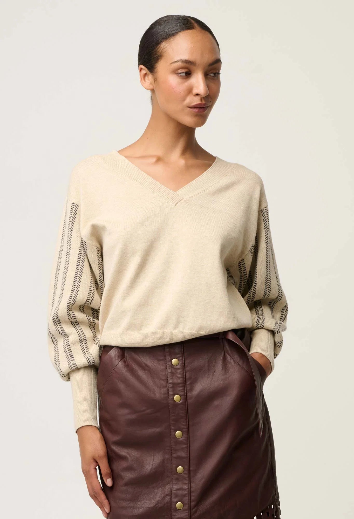 Elsie V Neck Knit
