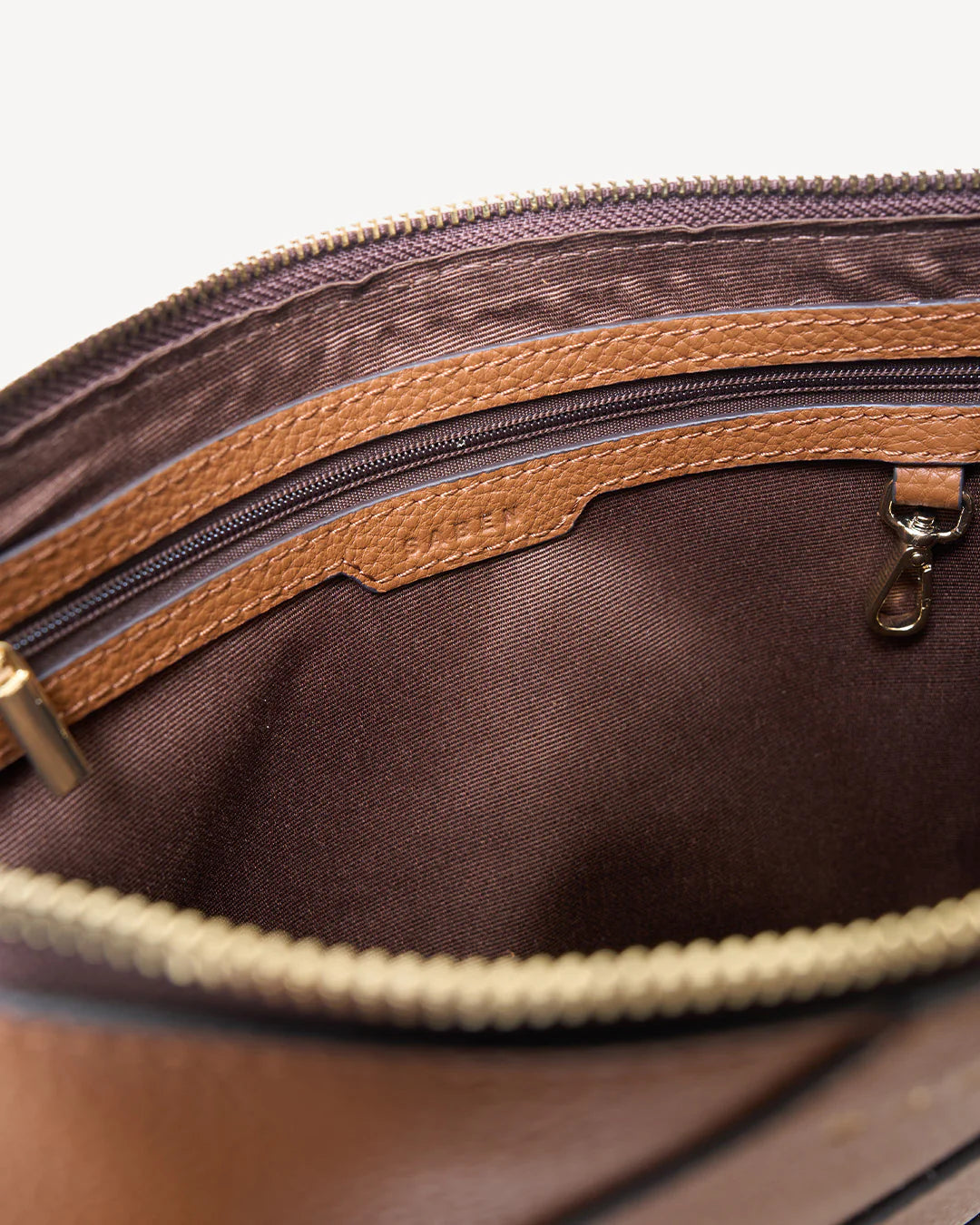 Gani Shoulder Bag