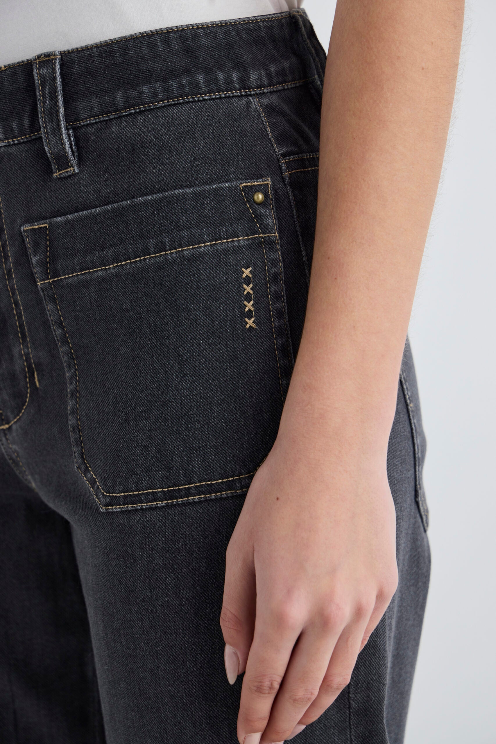 Chrome Jean - Charcoal