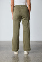 Chrome Jean - Olive