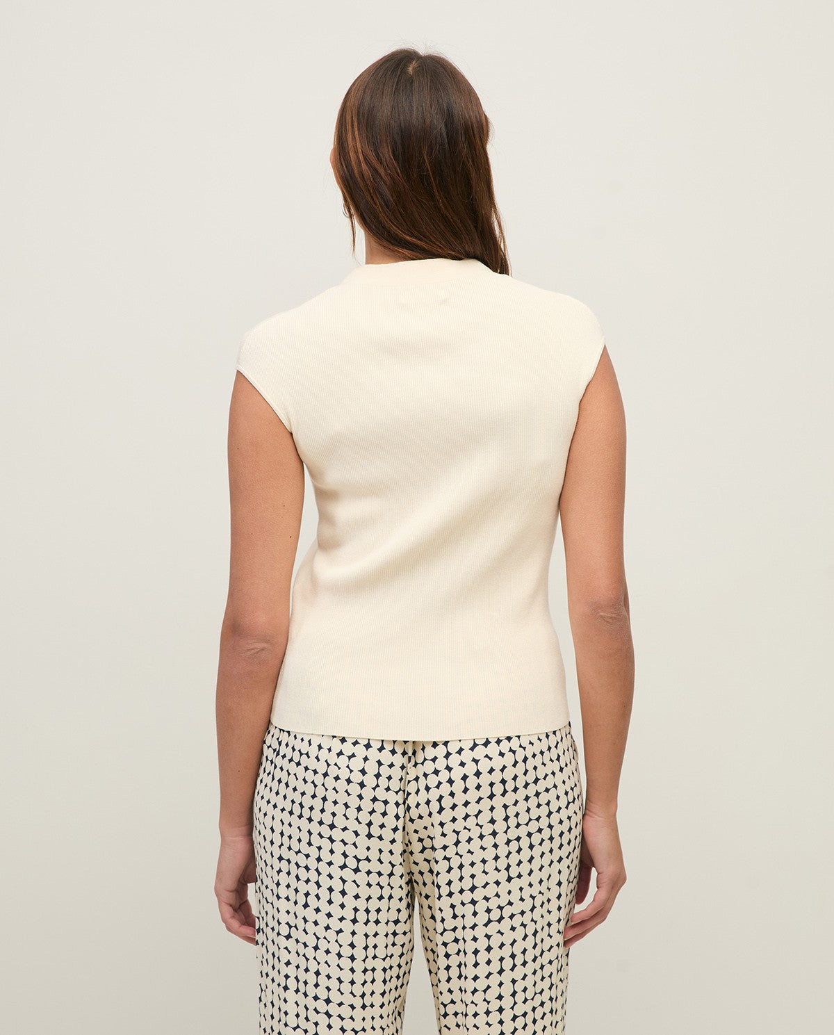 Sleeveless Ribbed Top