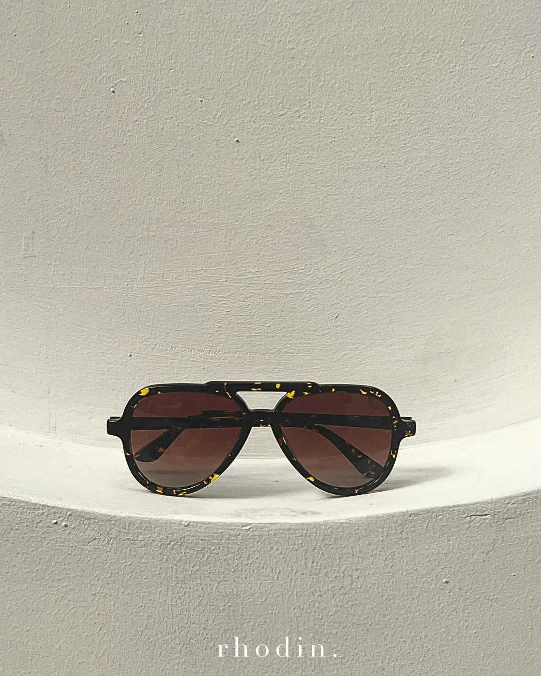 Dark Tort Aviators
