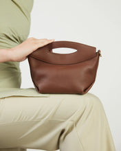 Rocco Crossbody - Umber Luxe