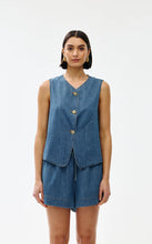 Camille Vest