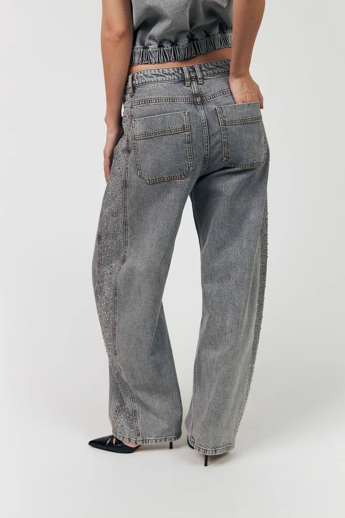 Ava Jeans