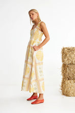 Strawbale - Dress