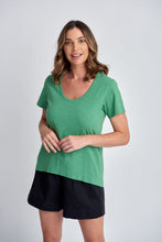 Tee with Back Seam - Green