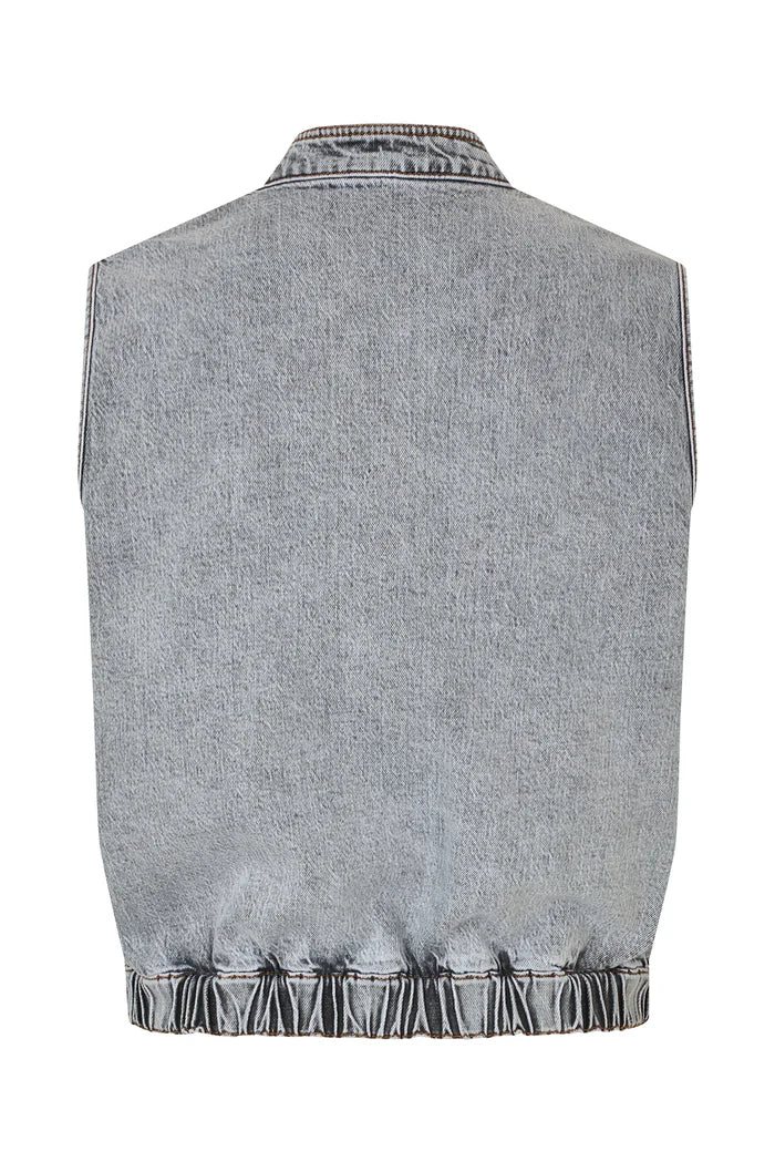 Carmen Vest