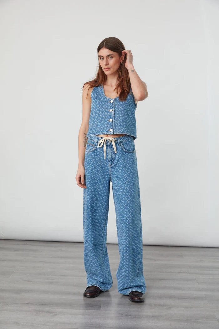 Kane Cropped Vest - Laser Malibu