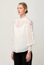 Sevilla Lace Detail Shirt - Blanca
