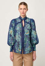 Renata Contrast Trim Shirt - Mariposa Zafiro