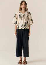 Botanist Top