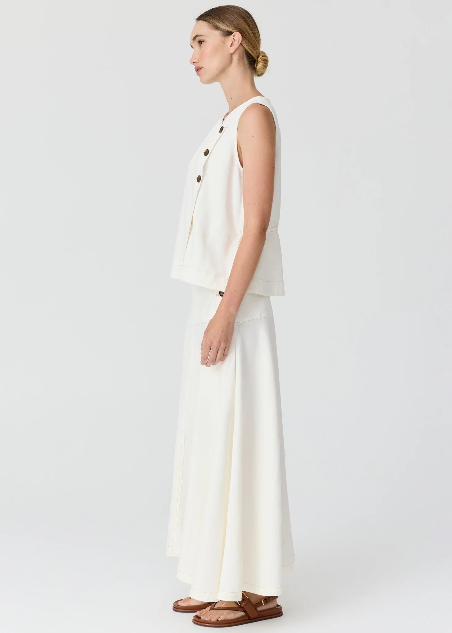 Anise Button Tank - Chalk