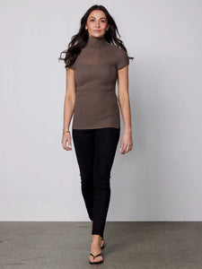 Yonna Tee