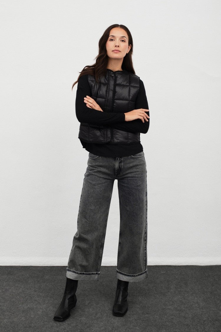Croce Vest - Black