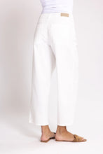 Sassi Barrel Jeans - White